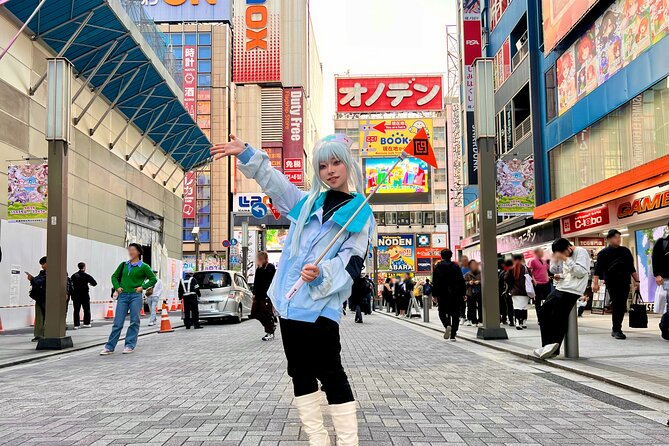 Explore Akihabara with Local Cosplayer Guide(s)! - Personal questions, photos, and custom requests