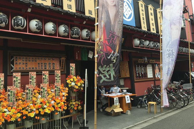 Explore the Local "Non-touristy" Side of Tokyo: Jujo and Akabane Walking Tour - What the guide adds to the experience