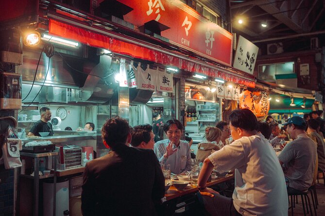 Explore Unique Tokyo Streets / Learn with a Pro Photographer - Why this Tokyo photo walk feels different