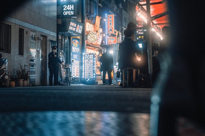 Explore Unique Tokyo Streets / Learn with a Pro Photographer