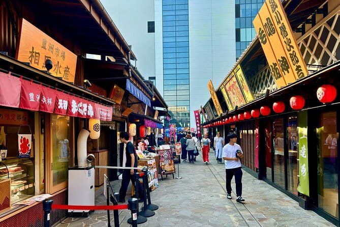 Fish Market & Tokyo Skyline Private Walking Tour - Waterfront views at Aqua City Odaiba