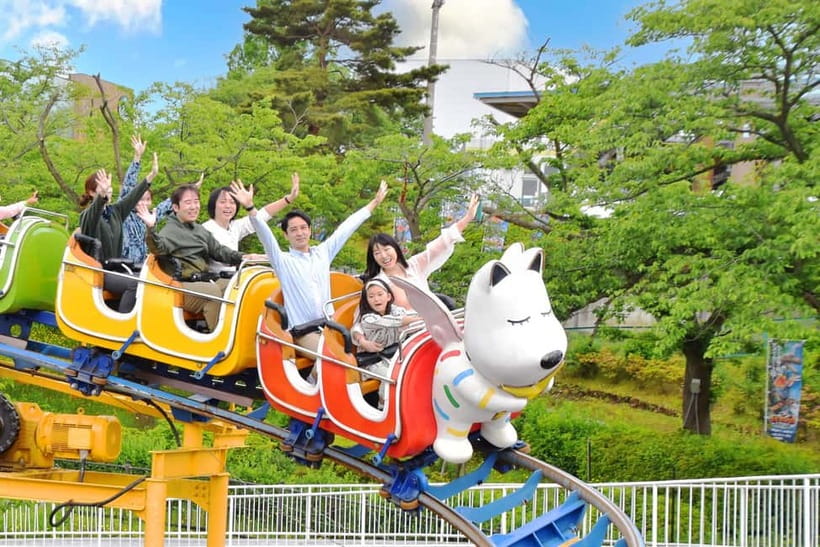(For overseas) Tokyo: Amusement Park YOMIURILAND Ticket - Seasonal visits: cherry blossoms, lights, and summer water
