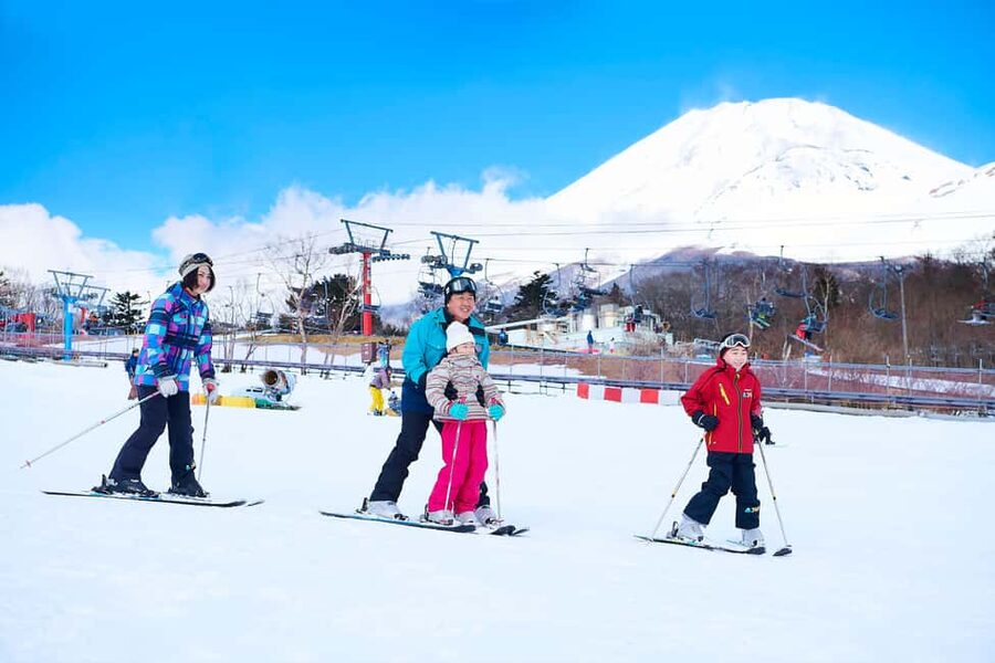 From Tokyo : Fujiyama Snow Resort Yeti Day Tour - Six hours at Fujiyama Snow Resort Yeti