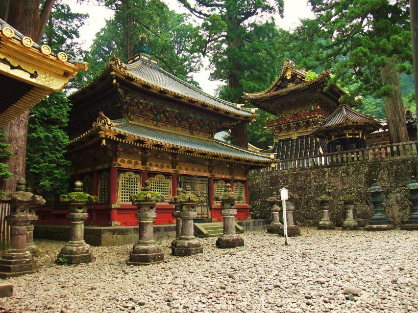 From Tokyo: Guided Day Trip to Nikko World Heritage Sites - Lake Chuzenji in every season