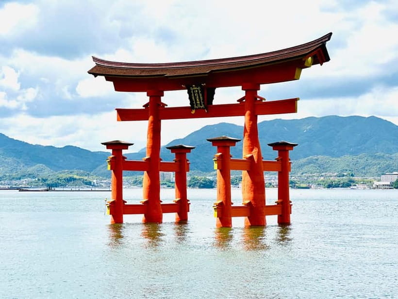From Tokyo: Hiroshima and Miyajima Day Trip by Bullet Train - The Shinkansen turns a distant city into a day trip