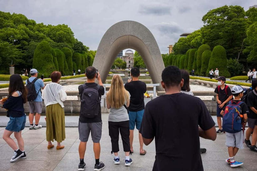 From Tokyo: Hiroshima and Miyajima Day Trip by Bullet Train - Who should book this Hiroshima and Miyajima tour?