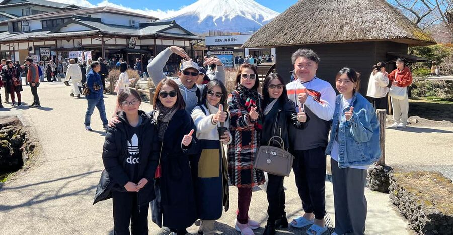 From Tokyo MOUNT FUJI and Lake Kawaguchi-ku Full Day Tour - Lunch: hōtō noodles, tempura, or local trout
