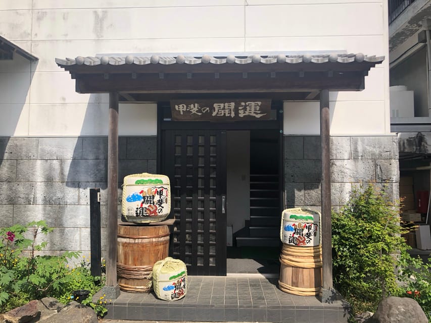 From Tokyo: Mount Fuji, Cruise and Sake Tour - Yamanaka Lake by Swan Sightseeing Boat