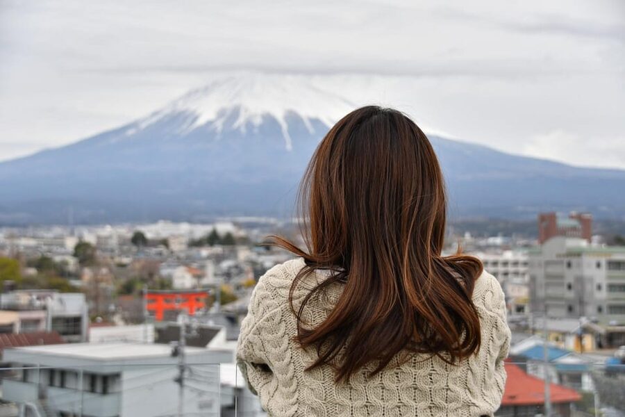 From Tokyo: Mount Fuji or Hakone+Gotemba Outlet Day Tour 10H - Two and a half hours at Gotemba Premium Outlets