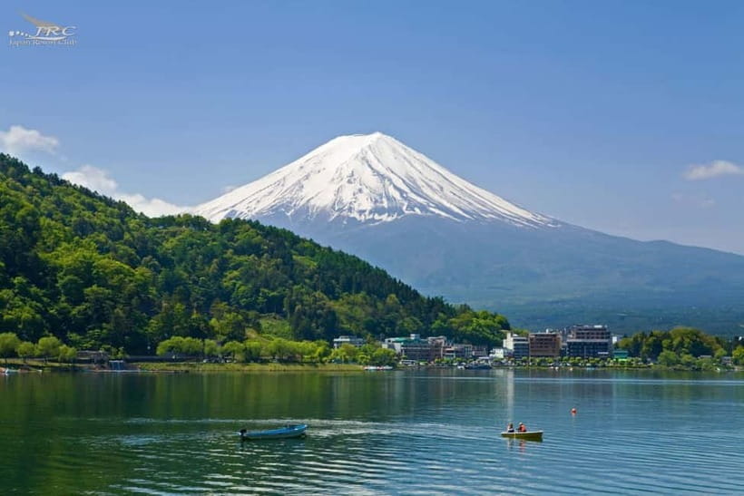 From Tokyo: Mount Fuji Private Tour With English Guide - Caves and traditional villages