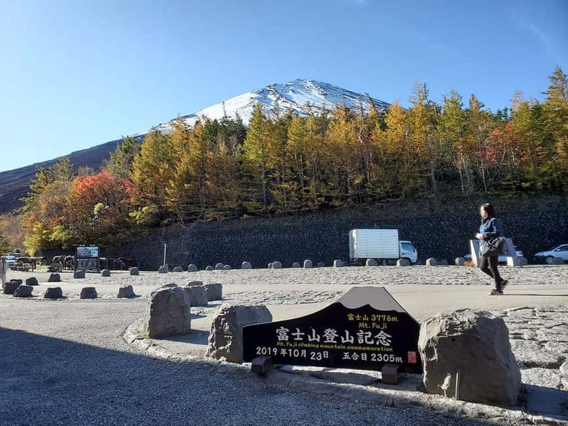 From Tokyo: Mt.Fuji, Lake Kawaguchi, Oshino Hakkai Day Tour - Starting at Tokyo Mode Gakuen in Shinjuku