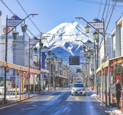 From Tokyo: Must-Visit Mount Fuji Highlight Full-Day Tour - Choosing between the photo route and the scenic route