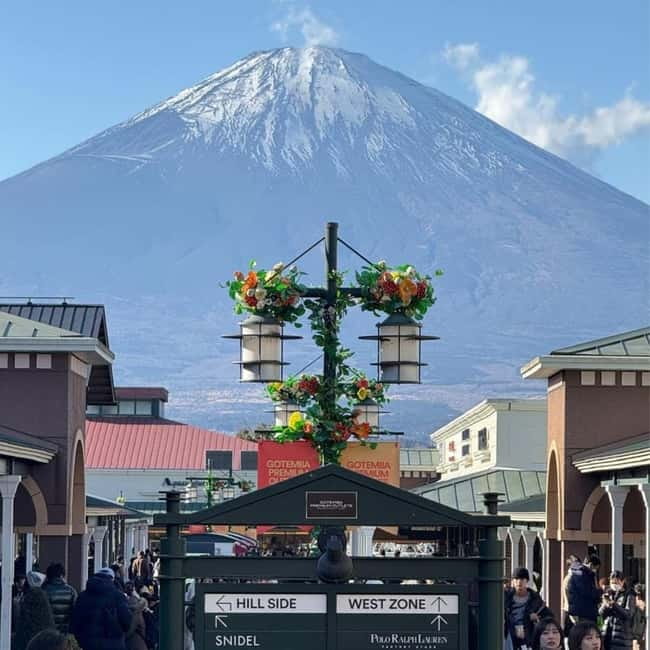 From Tokyo Private Mount Fuji & Hakone Day Trip With Pick Up - Mount Fuji Station and the first clear view
