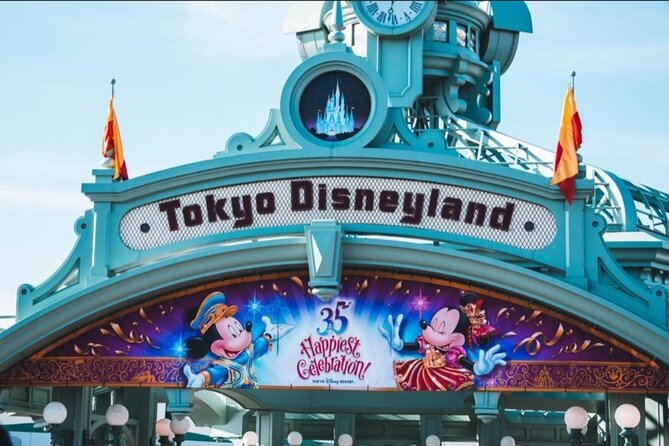 Full Day Private Guided Photographer and Driver in Tokyo Disney