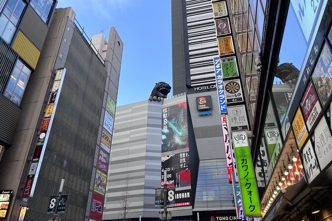Full Day Walking Tour in Shinjuku and Shibuya - Meiji Jingu gives the afternoon a traditional center