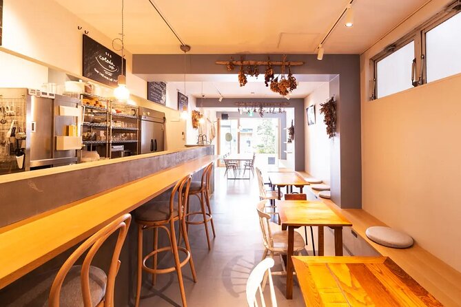Giant Sushi Cooking Class: Make a 1.5m Sushi Roll in Tokyo - Snacks, conversation and Japanese social games