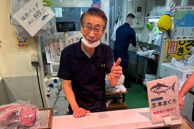 Guided Tsukiji’s Local Food Tour