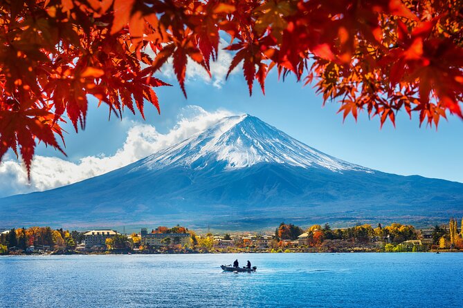Hakone Private One Day Tour From Tokyo: Mt Fuji, Lake Ashi, Hakone National Park - Narukawa Art Museum and the mountain view