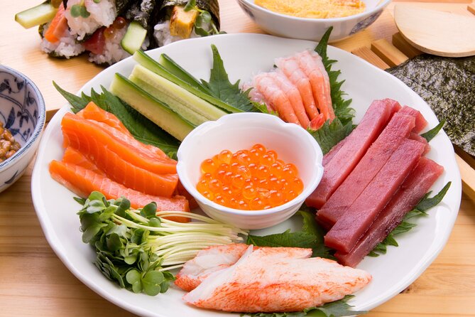 Hand-rolled Sushi Temaki Zushi Workshop in Tokyo - The first lesson: getting sumeshi right