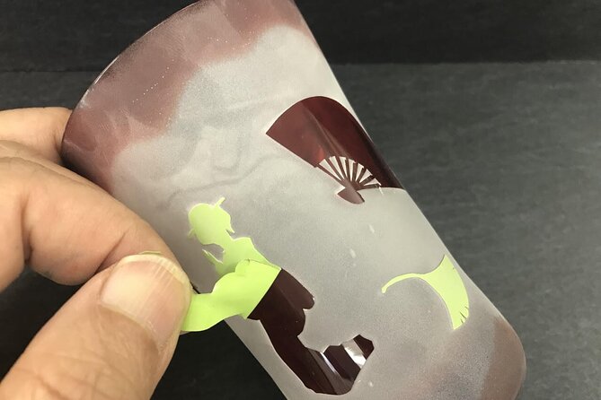 Handmade Japanese Glass Art Sandblasting Workshop in Tokyo - A useful break from Tokyo sightseeing