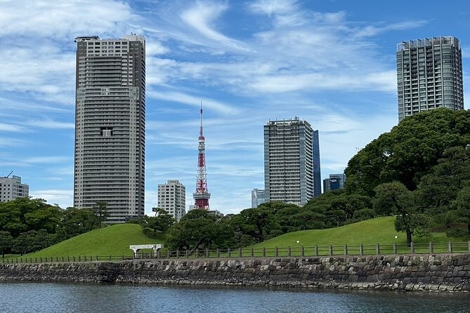Haneda Airport Private Transfer – Luxury Car & Meet & Greet - Who will get the most from this transfer