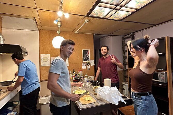 Hide’s Table A Unique Dinner Gathering Every Wednesday Night