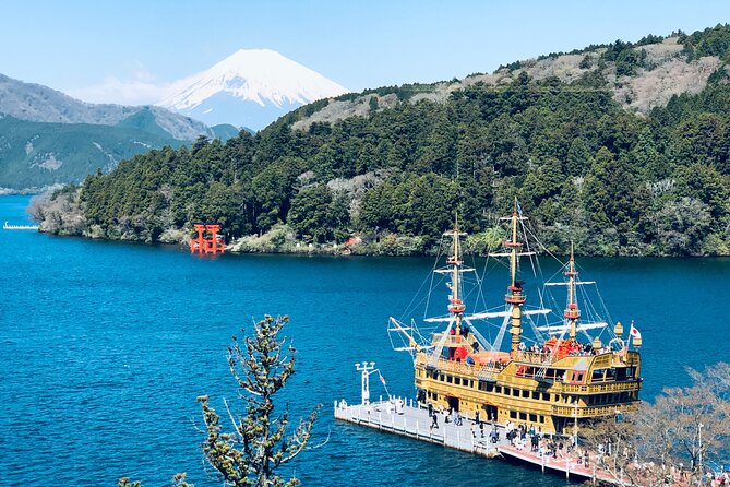 Hike Japan Heritage Hakone Hachiri with certified mountain guide - Lunch in Hakone-machi and the bus connection
