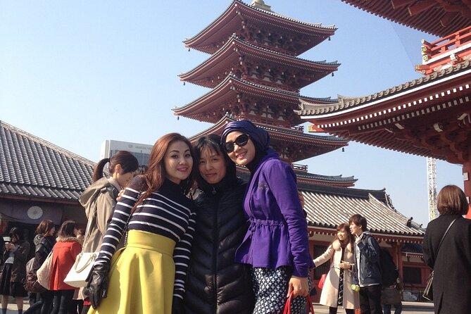 Historic Temple・traditional Japanese garden＆ Eating around at a shopping strip