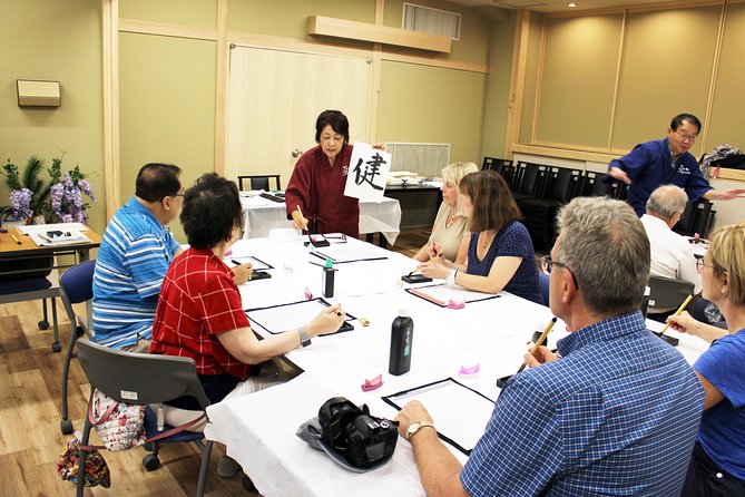 Japanese Calligraphy Experience - Making the Souvenir Calligraphy Board