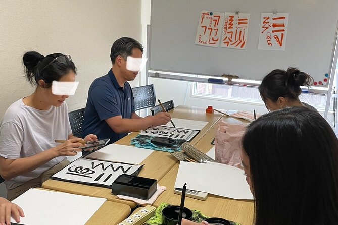 Japanese culture and calligraphy in Tokyo! - Why the Hanging Scroll Adds Real Value