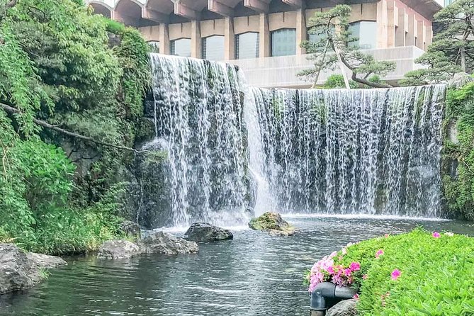 Japanese Garden & Western Architecture: Akasaka exploration tour - Jingu Gaien’s ginkgo avenue: a memorable finish