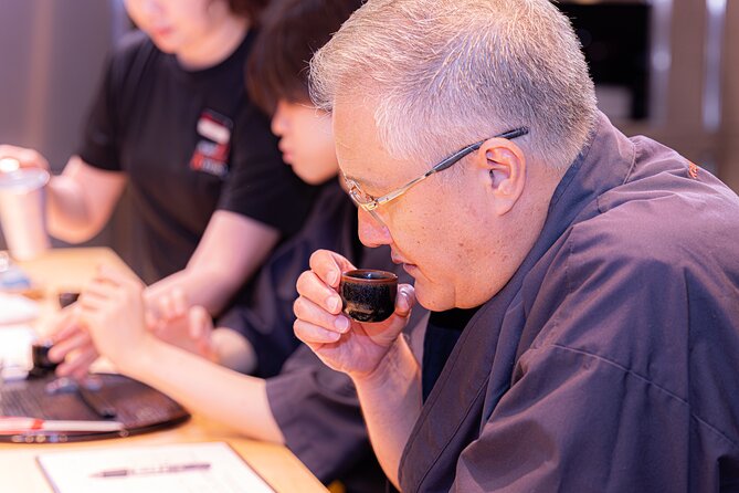 Japanese Sake Tasting & Wagyu Sukiyaki Cooking Class in Tokyo - Cooking Wagyu sukiyaki in a Tokyo studio