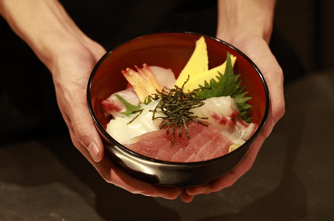 Kaisendon and Sashimi Cutting Workshop - A schedule that moves quickly from greeting to tasting