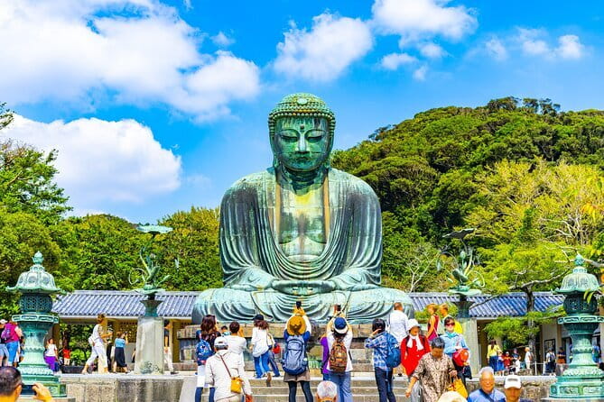 Kamakura Heritage Bike or Walk Tour with ex-Rickshaw guide - The graves of Minamoto no Sanetomo and Hojo Masako