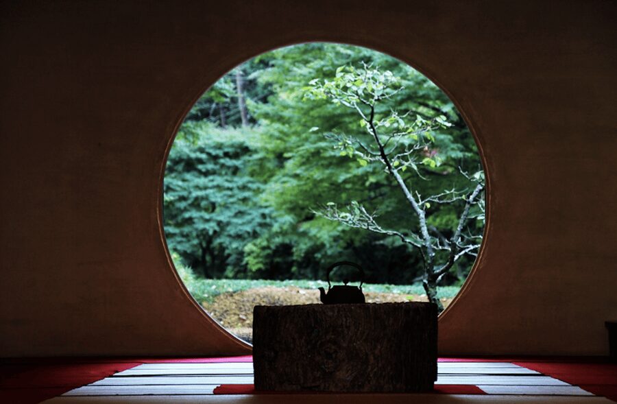 Kamakura Private Custom Tour with Local Guide - The bamboo paths of Hokokuji Temple