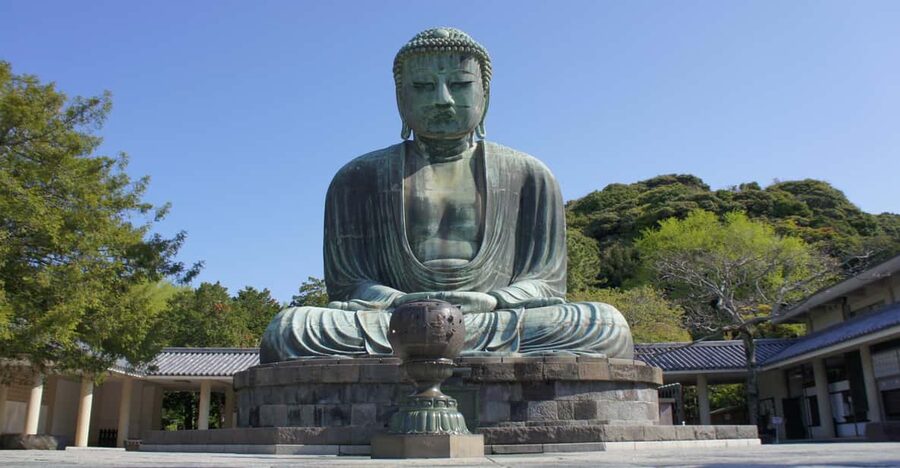 Kamakura Temples Private Guided Tour from Tokyo - Walking Ten Minutes to Kotokuin Temple