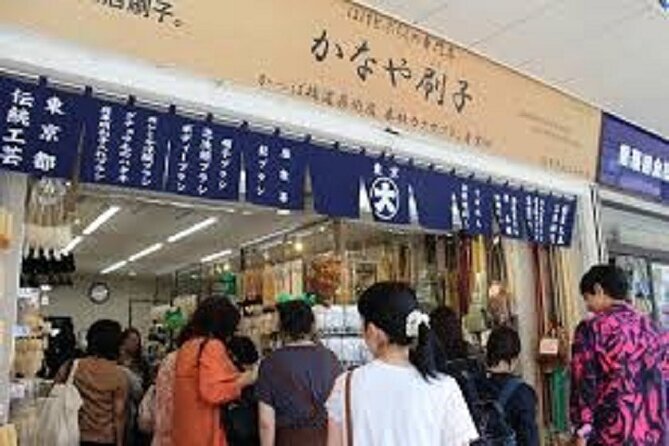 Kappabashi Knife Shopping Tour with Government-Licensed Guide - Walking, trains, and the pace of four hours