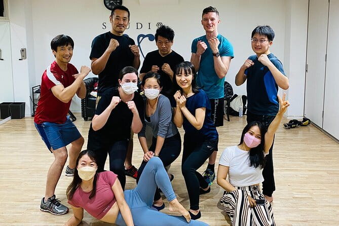 Kickboxing & Body Training with EX-Pro Fighter - What the one-hour Tokyo class is really like