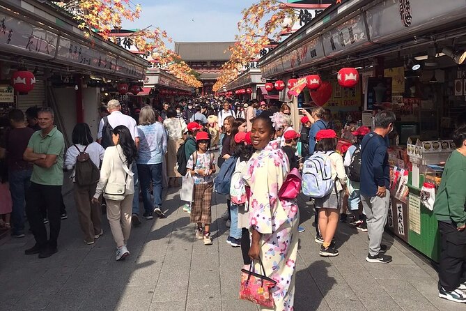Kimono and Tea Ceremony in Asakusa Private Food Tour With Guide - Kaminarimon and the best photo stop