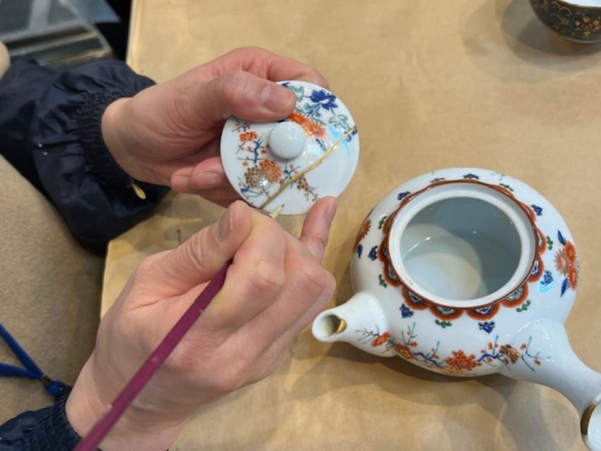 Kintsugi Experience with Arita Ware in Tokyo (English Guide) - Bringing your own broken piece