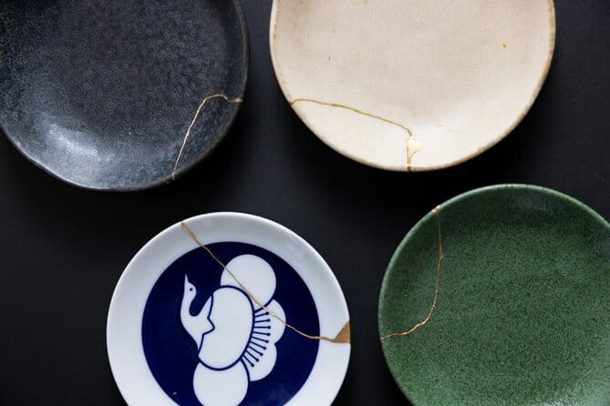 Kintsugi Workshop Class in Shibuya, Tokyo with mon cadeau - Why kintsugi makes a good Tokyo activity