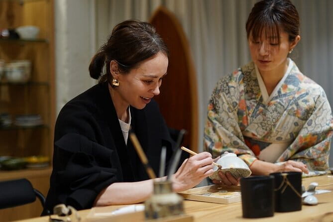 Kintsugi Workshop Class in Shibuya, Tokyo with mon cadeau - A quiet cultural lesson inside busy Shibuya