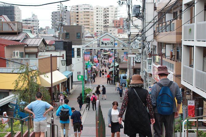 Let's experience calligraphy in YANAKA, Taito-ku, TOKYO !! - Practical Planning Around Yanaka Ginza