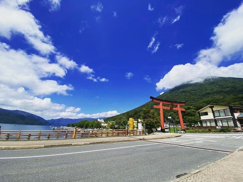 Luxury Nikko Gateway;Private Guided tour - Lake Chūzenji and the mountain change of scene