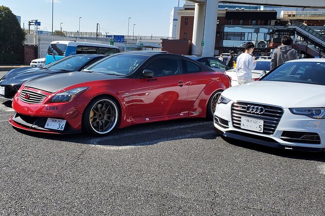 Luxury van Ride to famous car meet up spot Daikoku - Your 90 minutes among Japanese cars