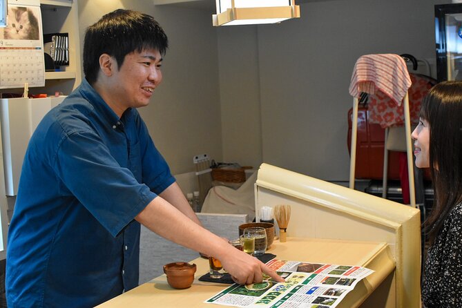 Matcha Experience with of Japanese Tea Tasting in Tokyo - Starting with a seasonal welcome drink