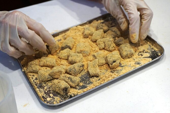 Mochi Sweets Making Class in Tokyo - What makes the cultural explanation worthwhile