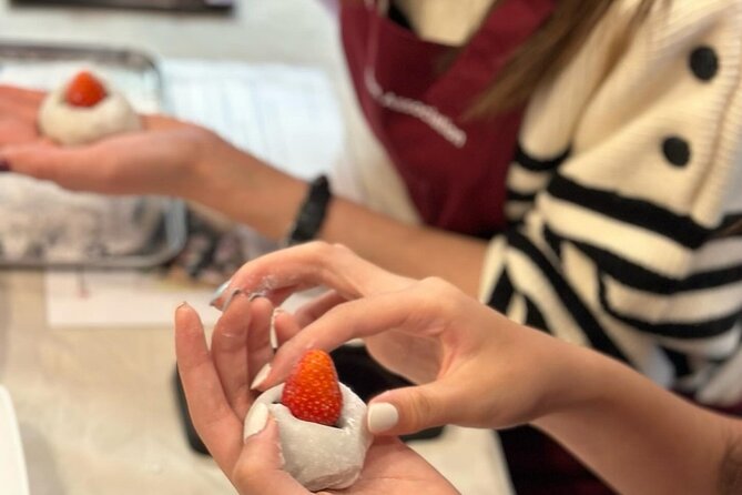 Mochi Sweets Making Class in Tokyo - Photos, souvenirs, and what you take home