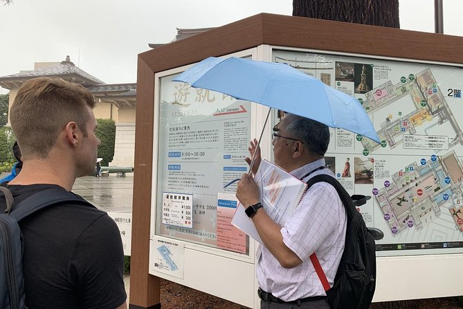 Modern Japanese History Tour in Tokyo - Yasukuni Shrine: a calm setting with a difficult purpose