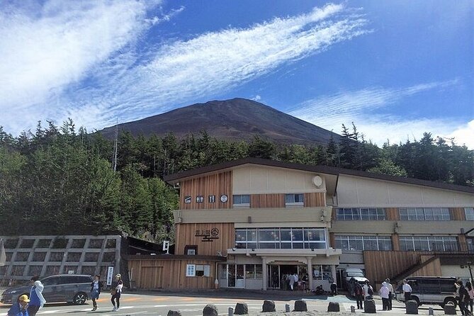 Mount Fuji 5th Station, Arakurayama, Oshino Hakkai and Hot Spring - The fixed schedule is the main trade-off